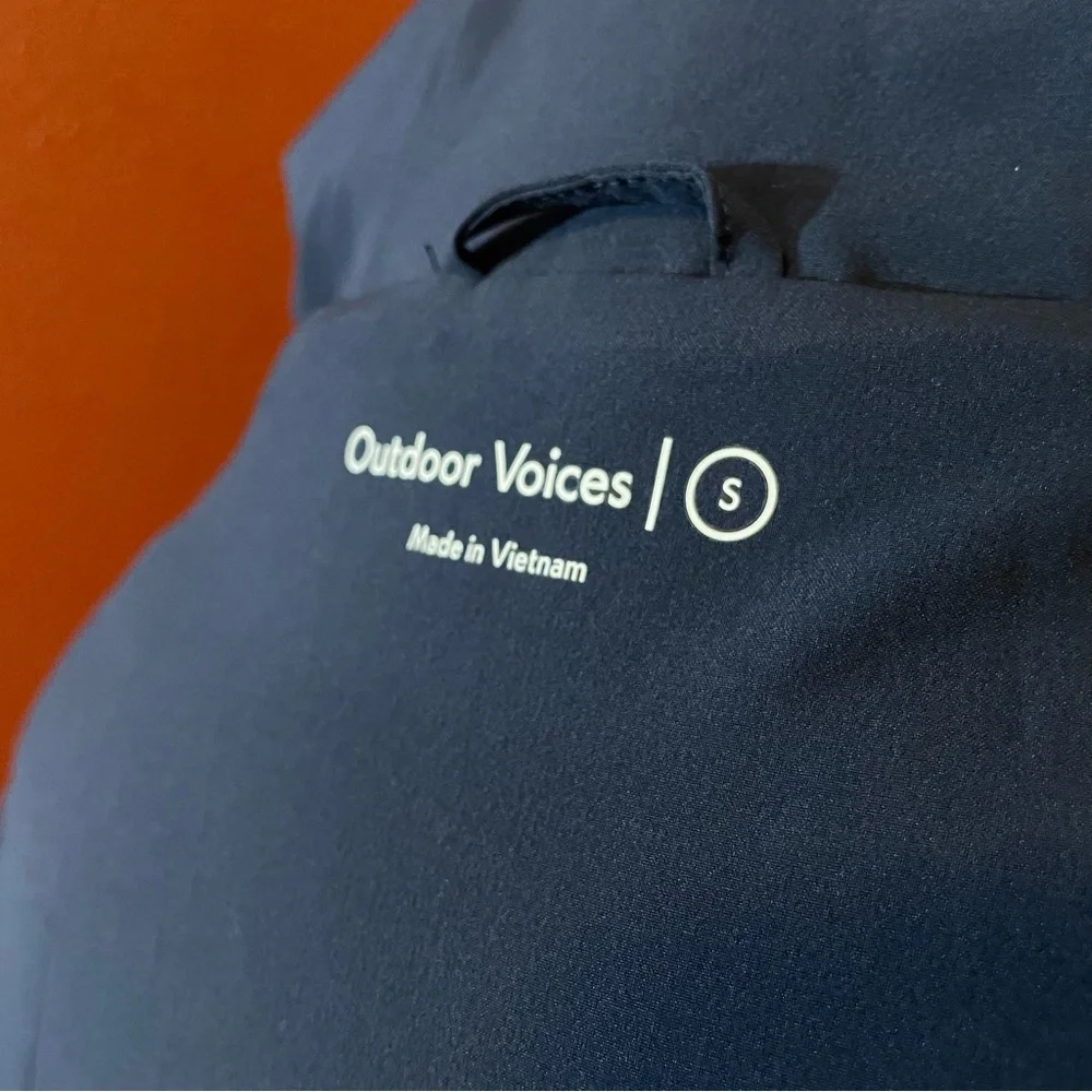 Outdoor Voices Women’s Primo Fleece‎ 1/4 Zip Pullover Blue Southwestern Sweater